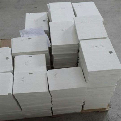 High Temperature Ceramic Raw Materials 1260C Fireproof Board for Fireplace Lining Made