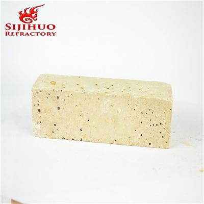 Industry Kilns Application Refractory Low Cement Castable with CaO Content of 1.2-2.5%