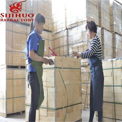 50T/D Capacity SK30/SK34/SK35/SK36/SK37/SK38/SK40 Fire Clay Brick for Industrial Furnaces in Yellow Color